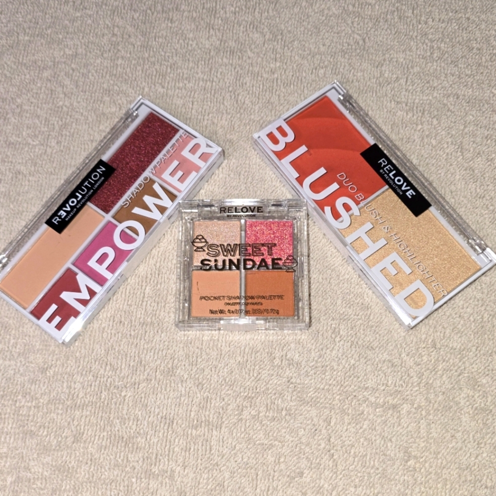Revolution Relove Makeup Palette Set
